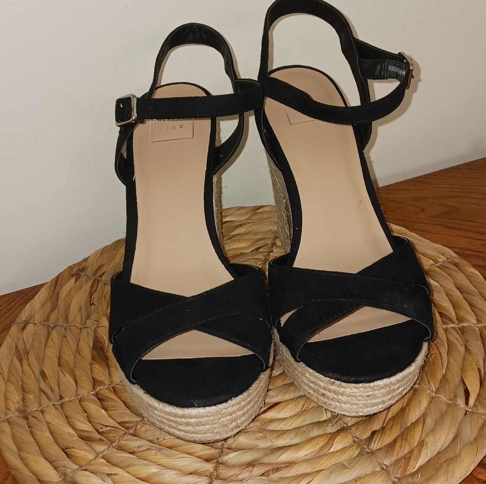 Kaari Blue Women Black Suede Esparadille Strappy Open Toed Sandals Size 9.5.